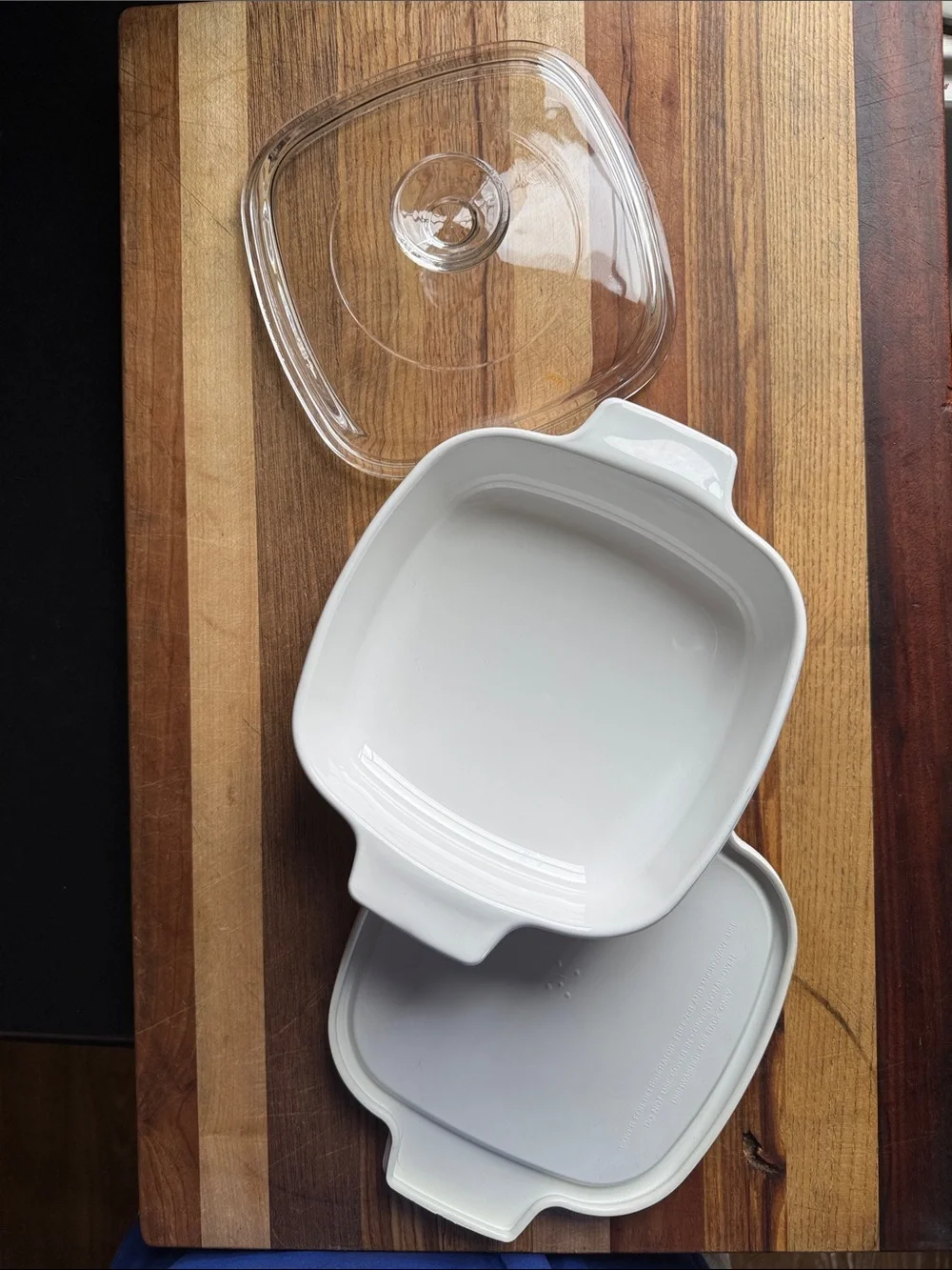 Corningware 1 Liter Casserole Dish with Glass Lid and Plastic Snap Cover